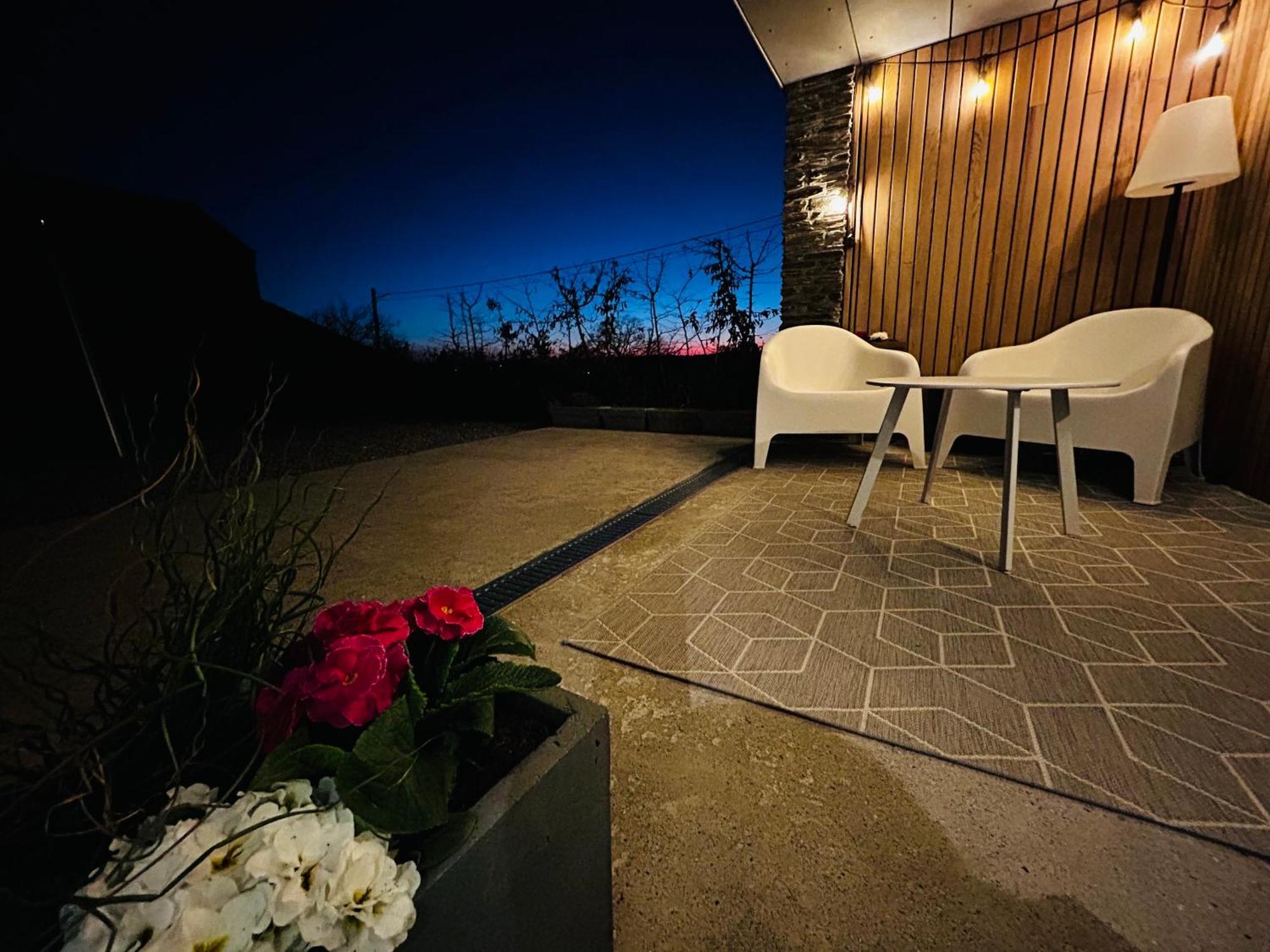 La Planque Du Raton Laveur Aparthotel Lierneux Buitenkant foto